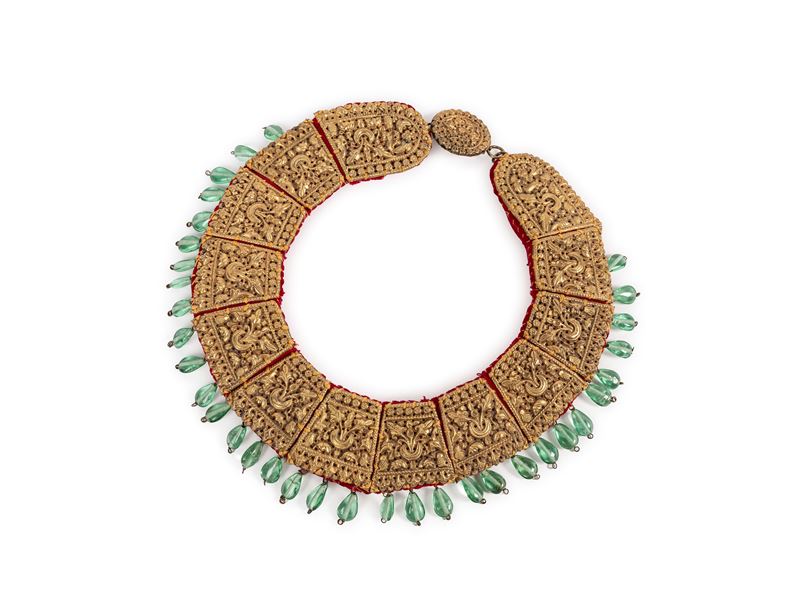 Collana in Rame Sbalzato