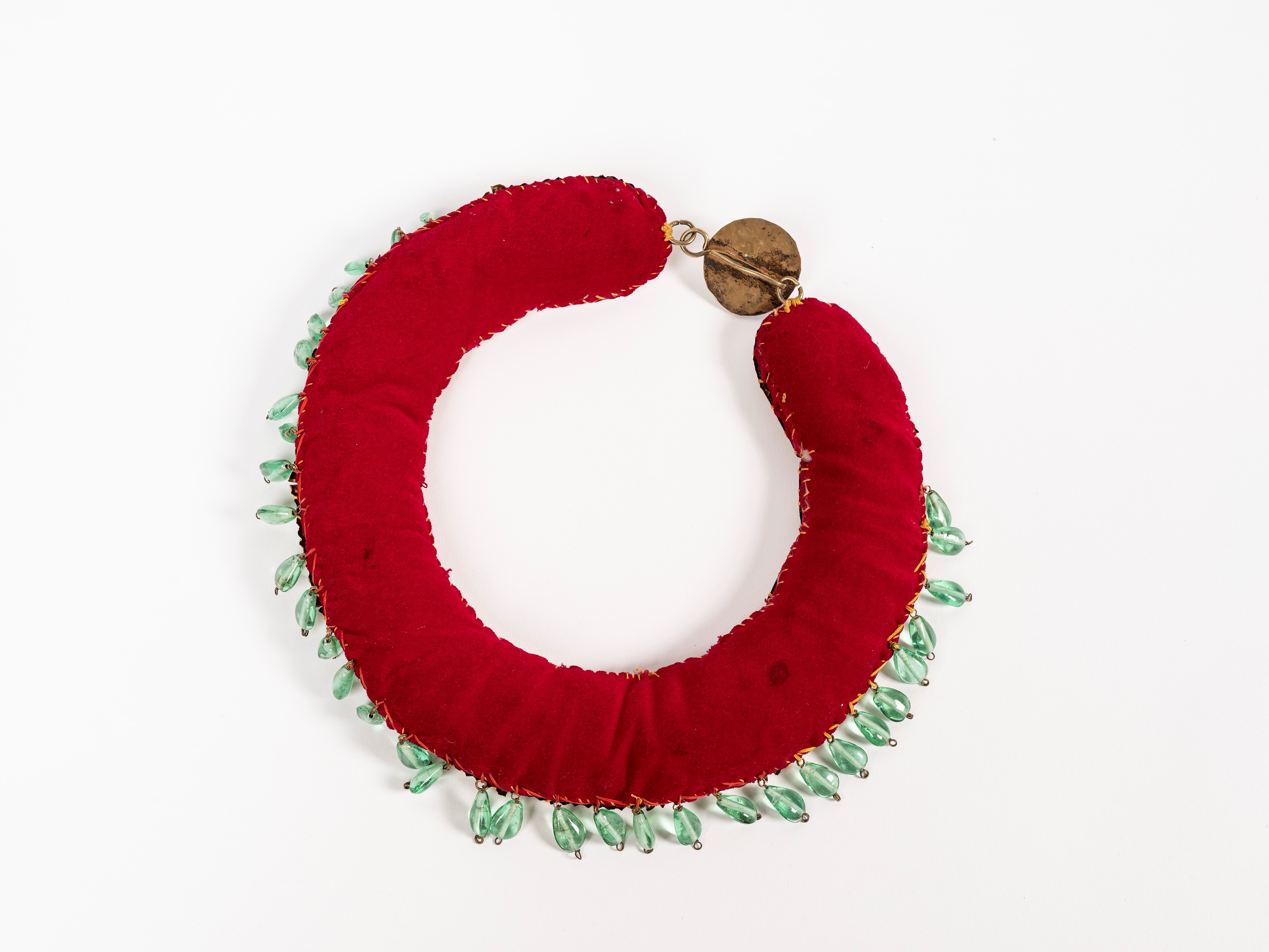 Collana in Rame Sbalzato