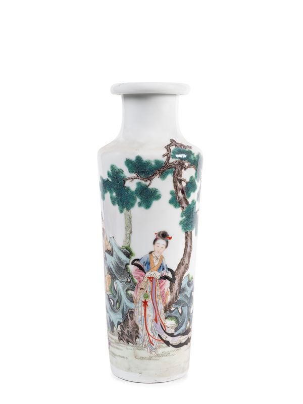 A FAMILLE ROSE VASE WITH JU REN TANG ZHI MARK