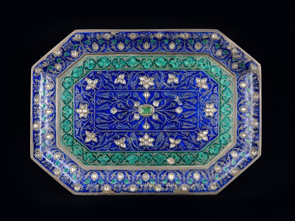  MUGHAL ENAMELLED TRAY WITH EMBOSSED GEMS 