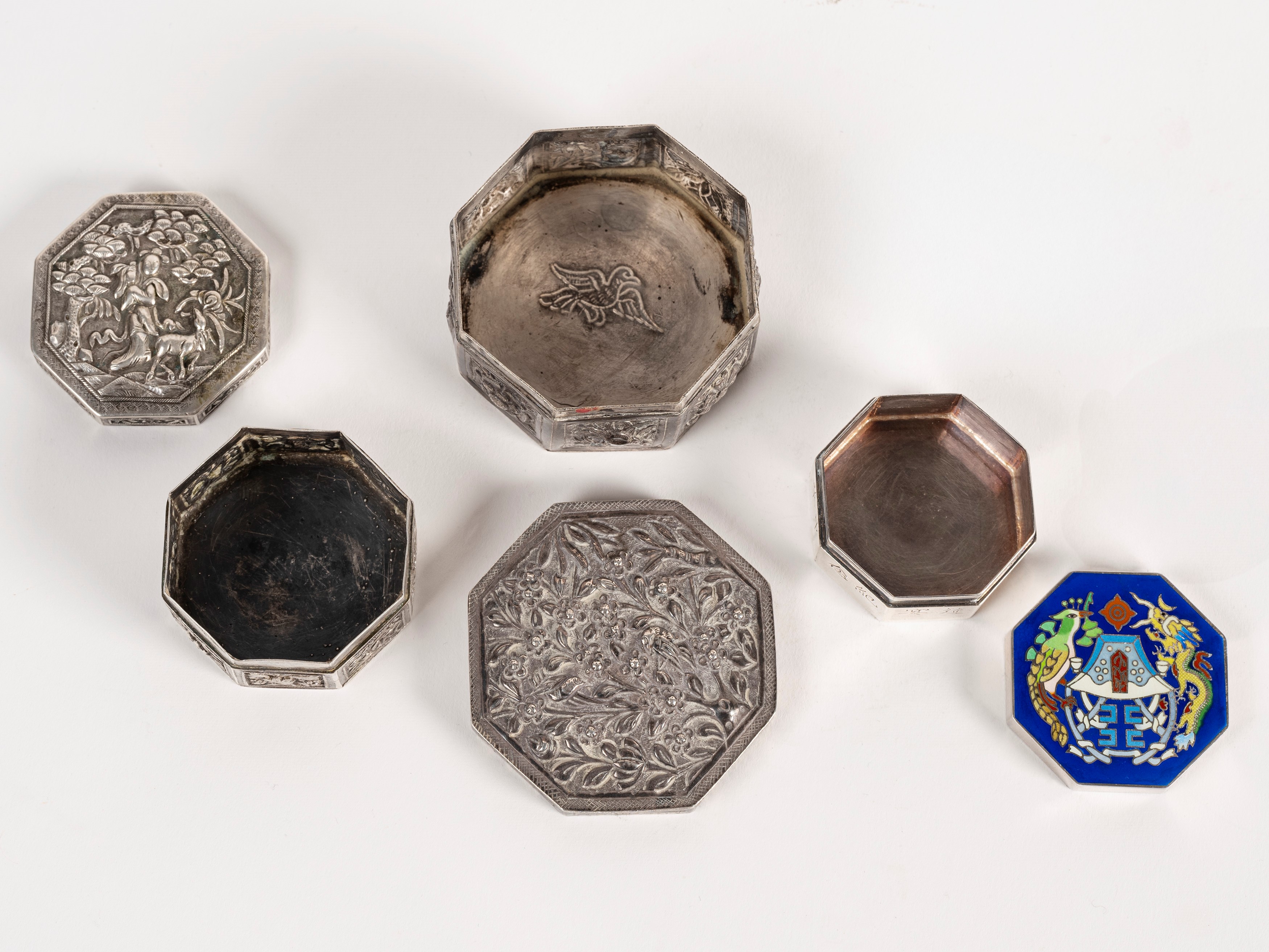 TRE SCATOLINE IN ARGENTO