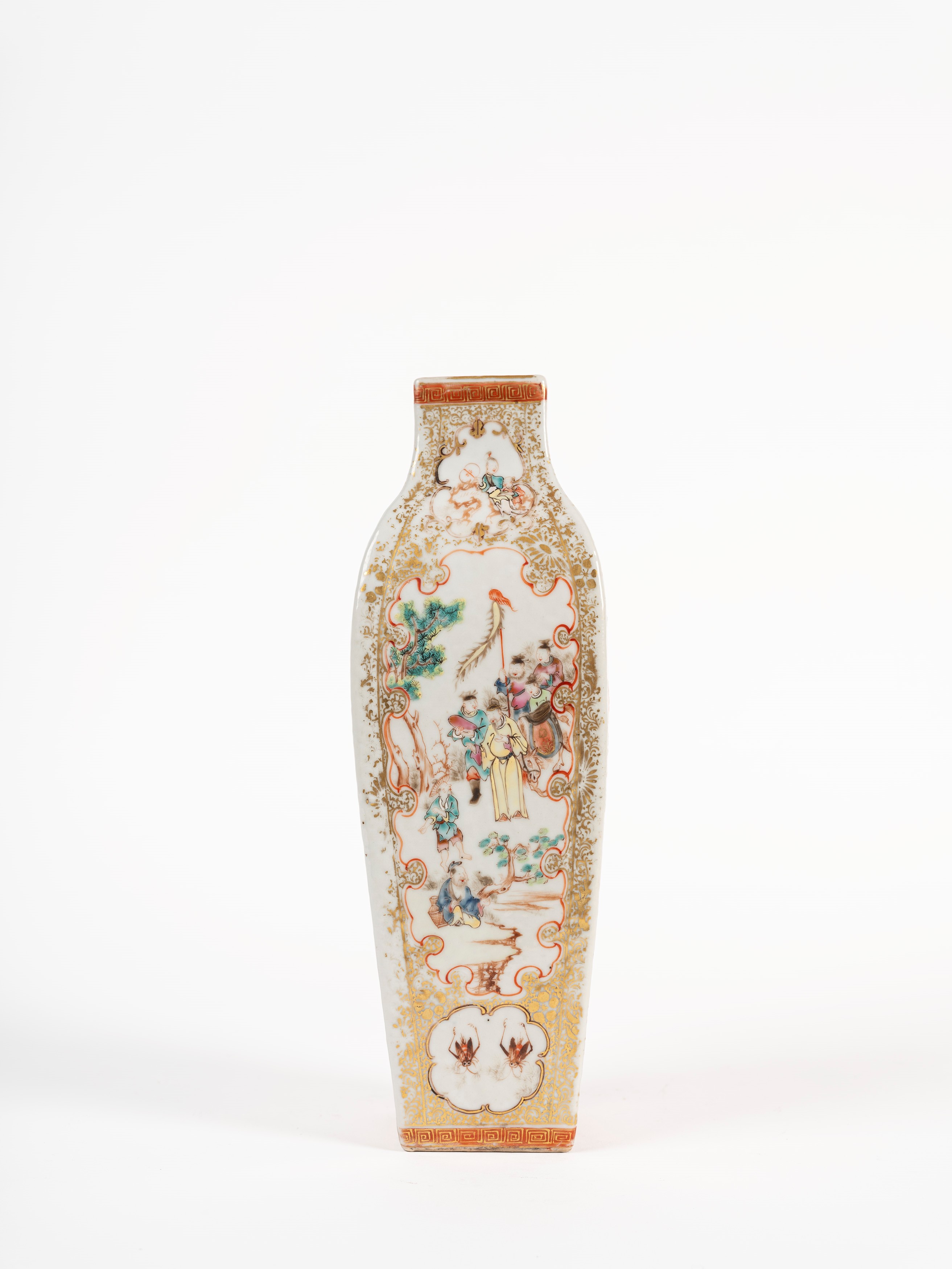 VASO IN PORCELLANA FAMIGLIA ROSA