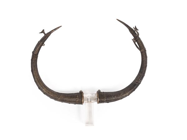 A BRONZE COLLAR