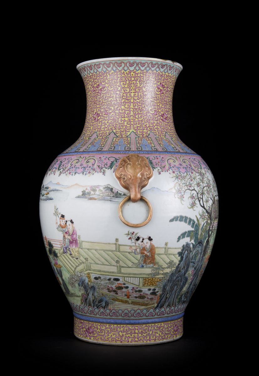 GRANDE VASO IN PORCELLANA FAMIGLIA ROSA