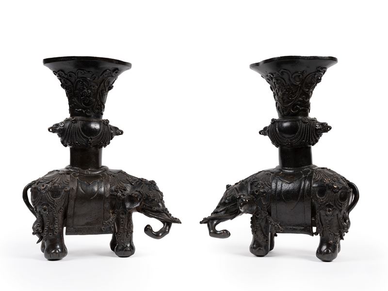 COPPIA DI ELEFANTI IN BRONZO