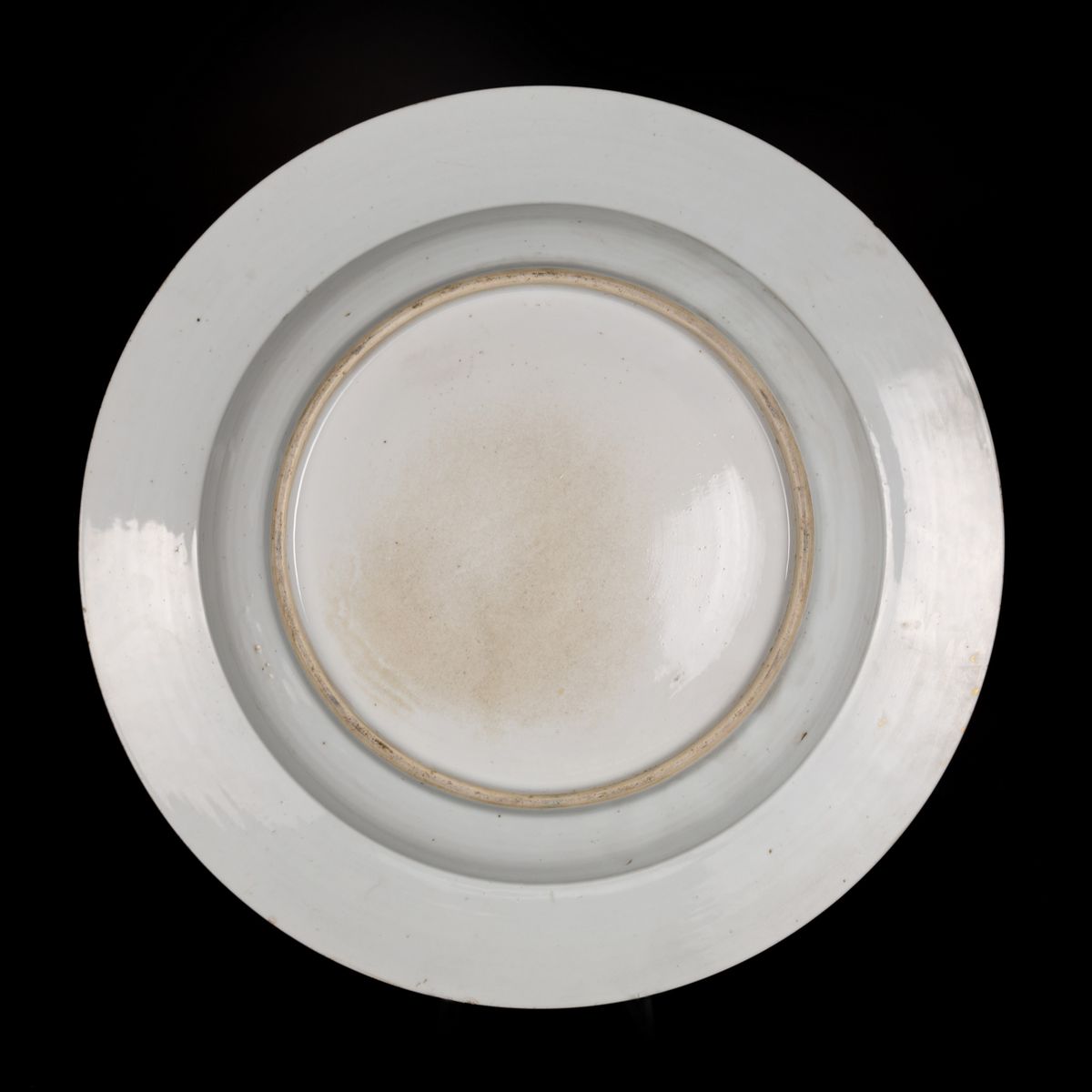 Cina, Coppia di grandi piatti in porcellana Imari, Kangxi (1661-1722)