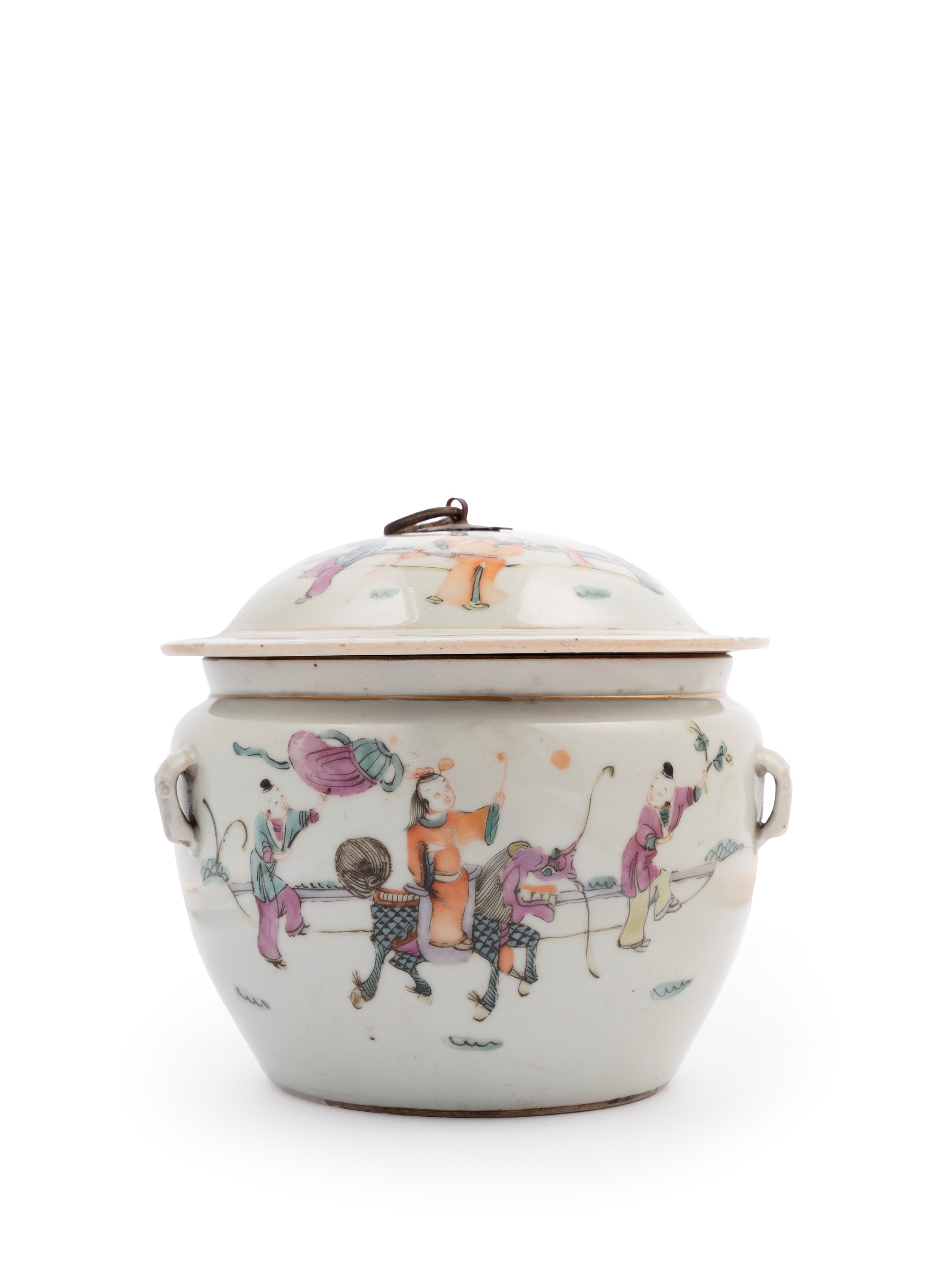 UNA POTICHE E VENTUNO PIATTINI IN PORCELLANA