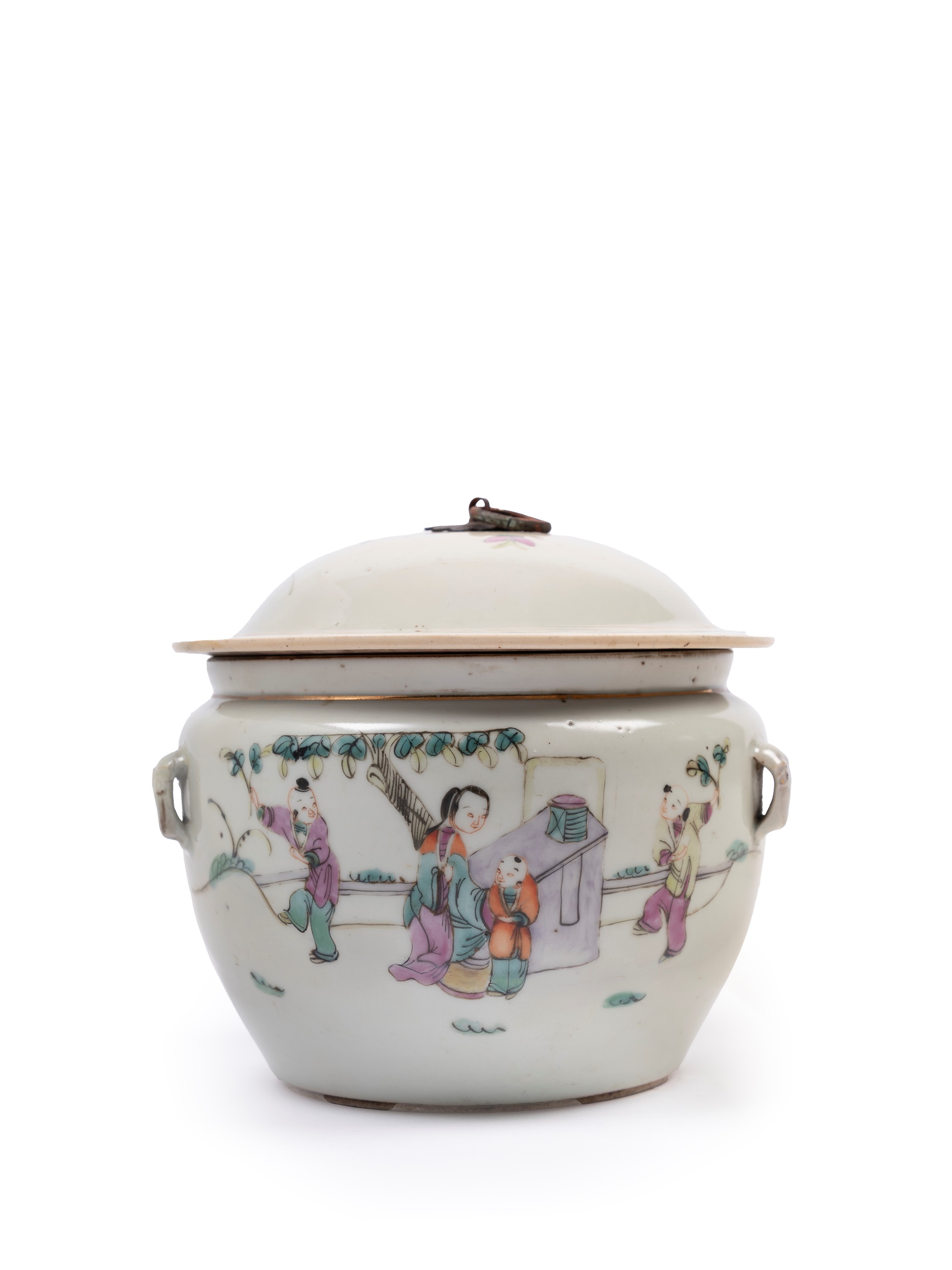 UNA POTICHE E VENTUNO PIATTINI IN PORCELLANA