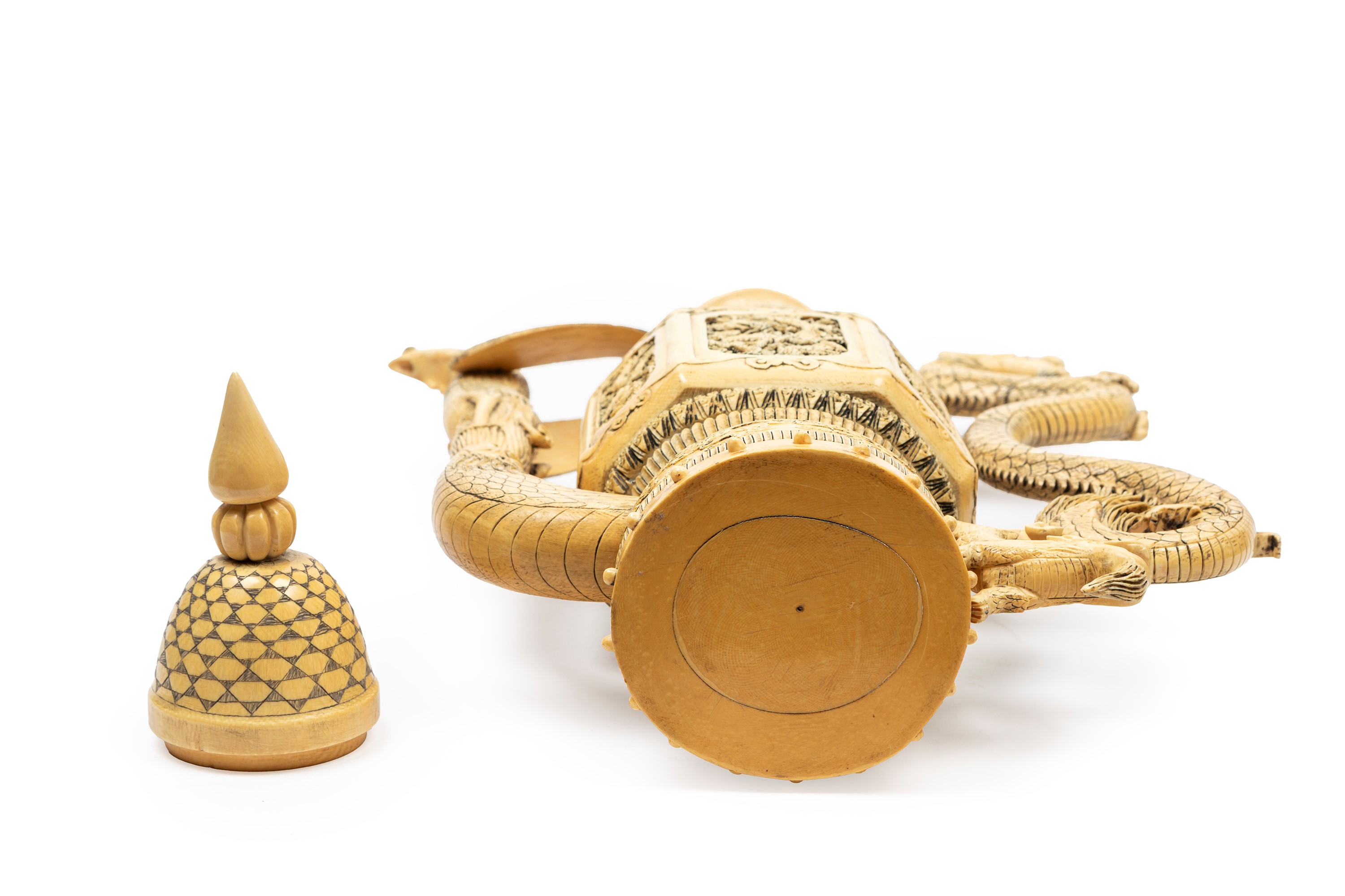 ☼VERSATOIO IN AVORIO