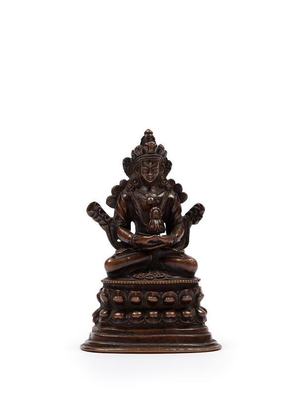 A BRONZE FIGURE OF AMITAYUS