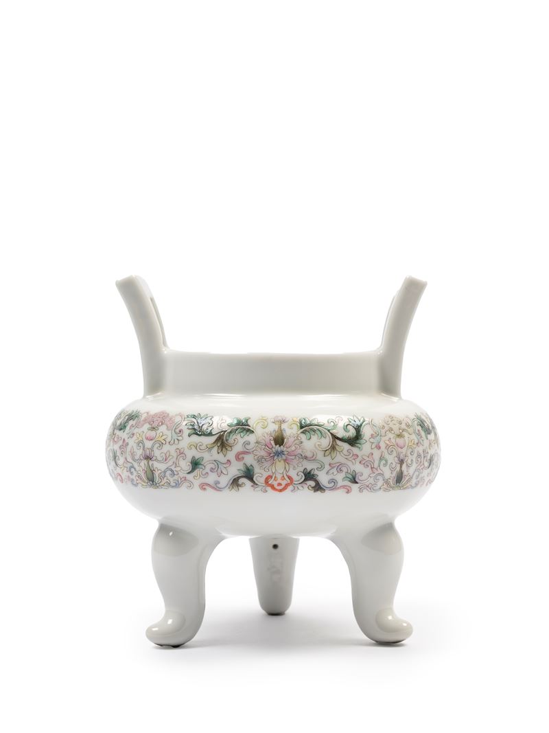 Tripode in Porcellana Famiglia Rosa