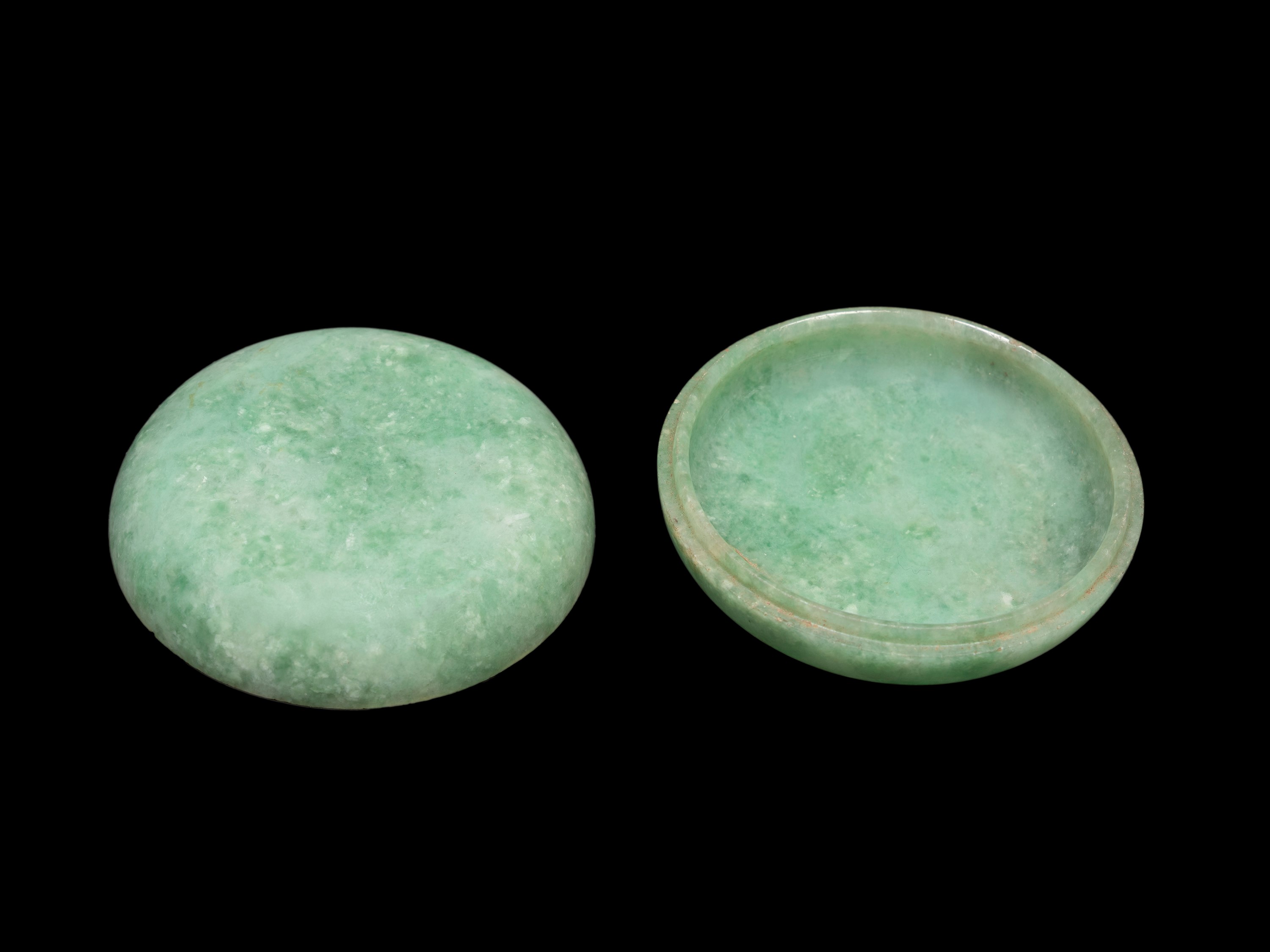 PICCOLA SCATOLA IN GIADEITE