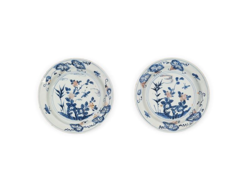 COPPIA DI PIATTINI IN PORCELLANA