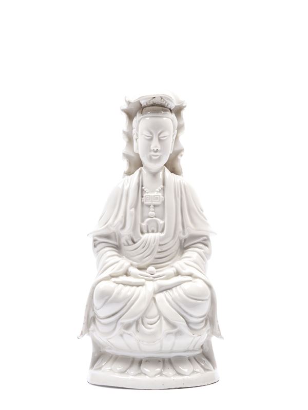 A DEHUA PORCELAIN GUANYIN