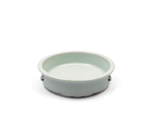 A PORCELAIN POT