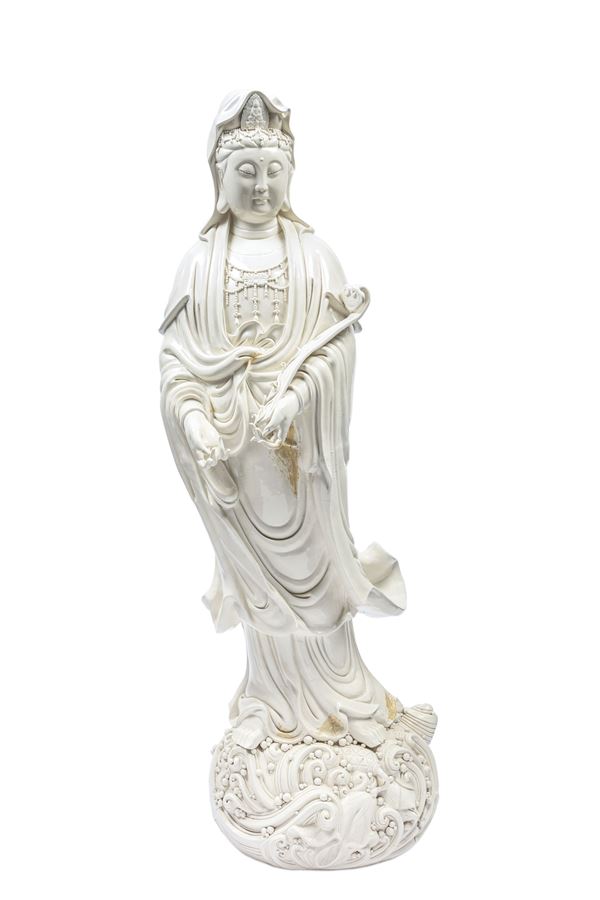 A HUGE BLANC-DE-CHINE PORCELAIN GUANYIN