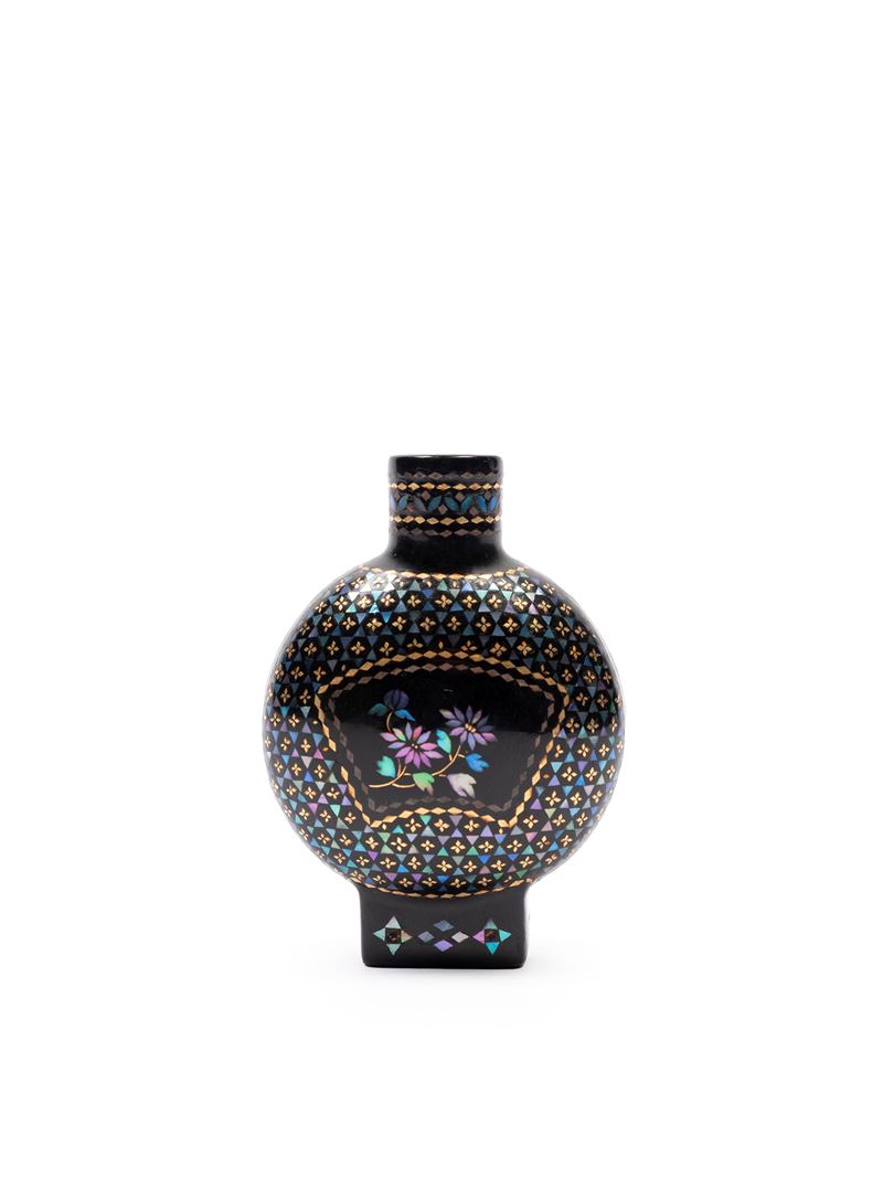 SNUFF BOTTLE IN LACCA BURGAUTE