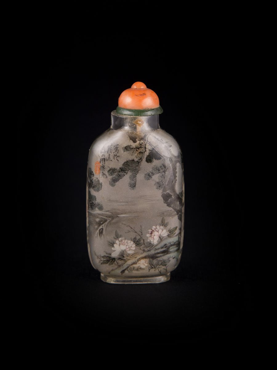 SNUFF BOTTLE IN VETRO DIPINTA ALL’INTERNO FIRMATA ZHOU LEYUAN