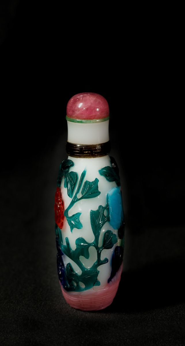 RARA SNUFF BOTTLE IN VETRO CAMMEO A SETTE COLORI