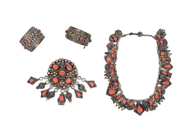 ☼GIOIELLI IN ARGENTO SMALTATO E CORALLO