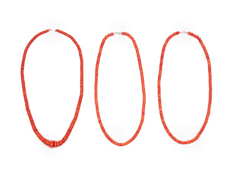 ☼TRE COLLANE IN CORALLO