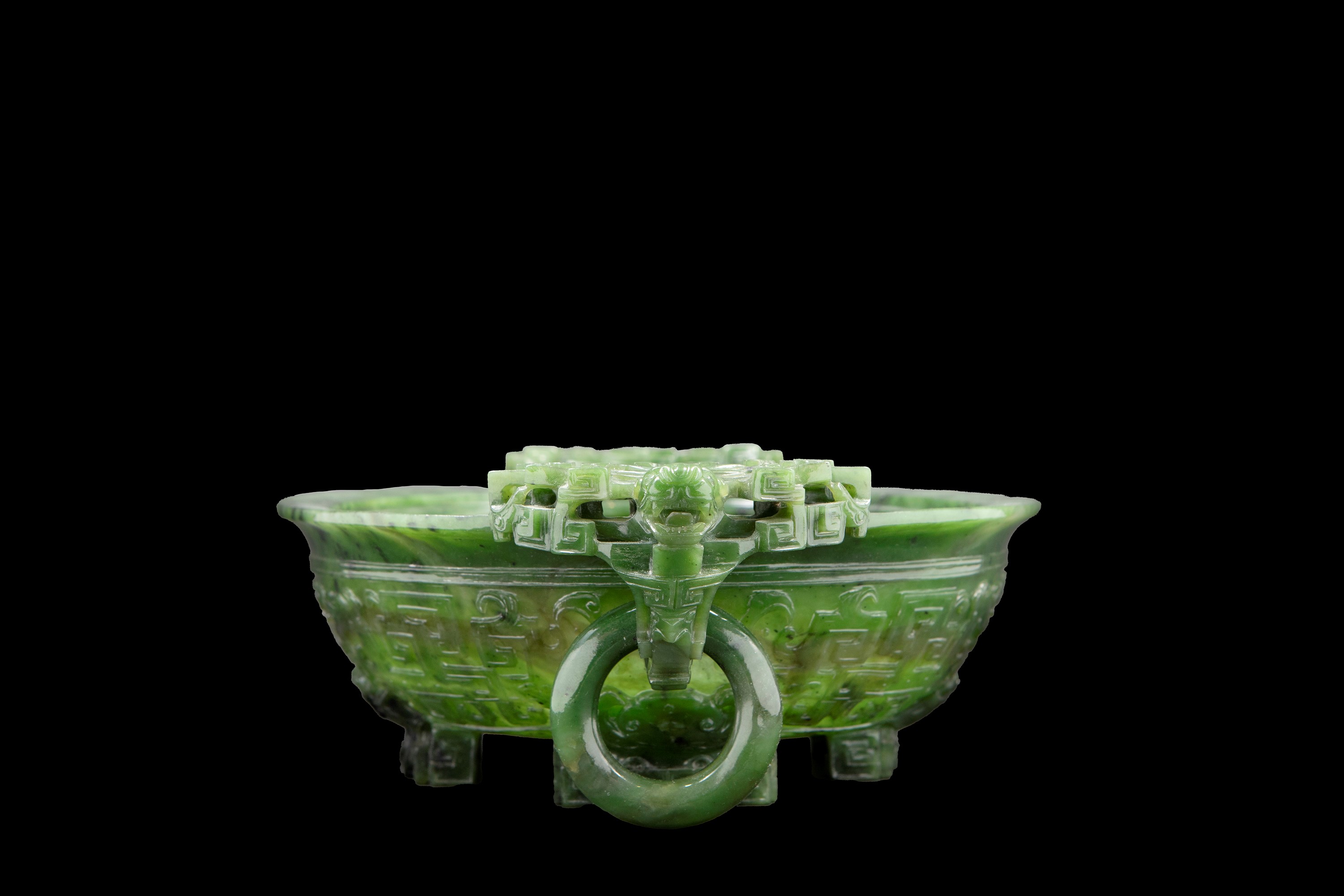 GRANDE CIOTOLA IN GIADA VERDE