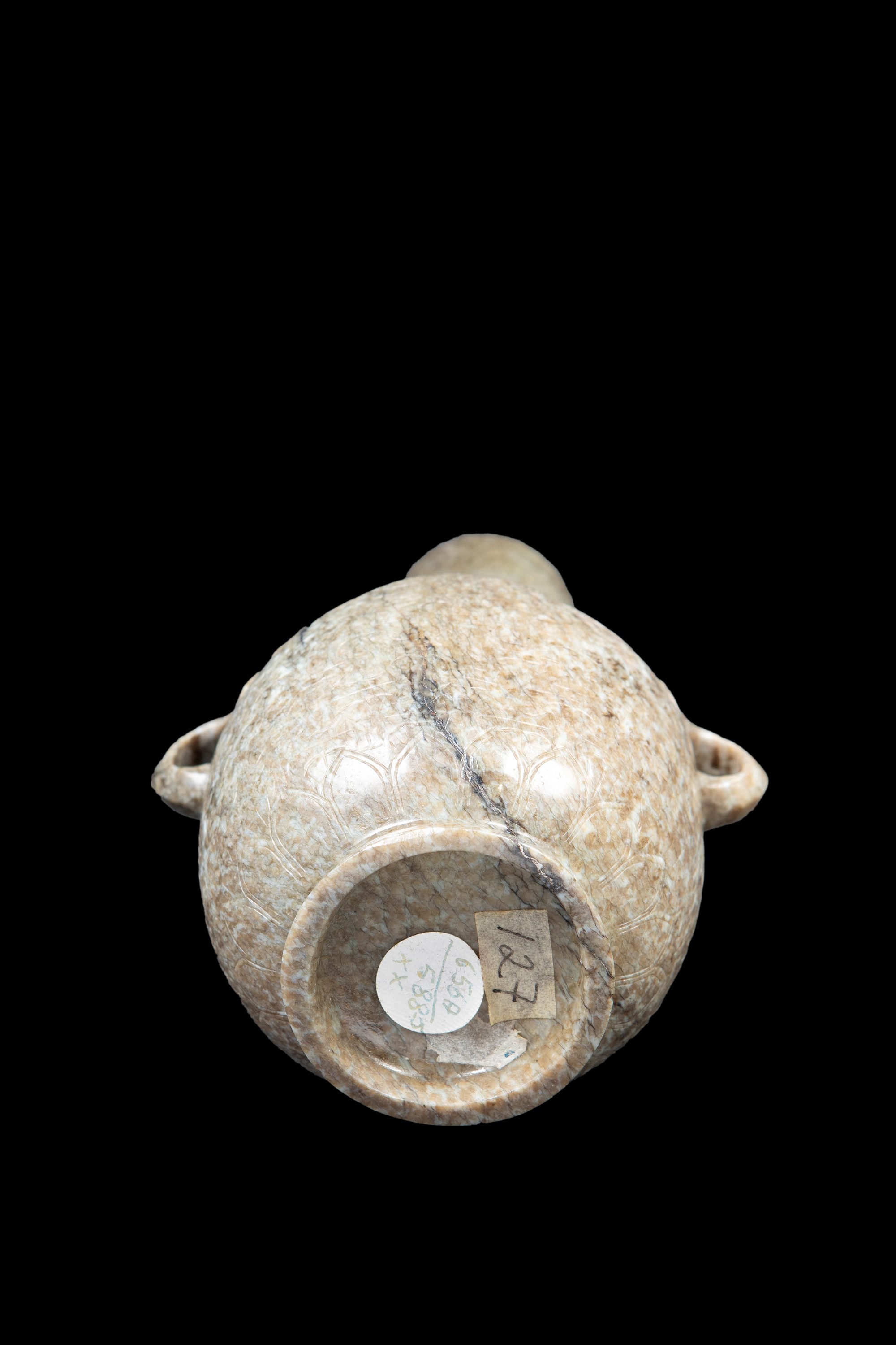 VASO IN GIADA SCREZIATA