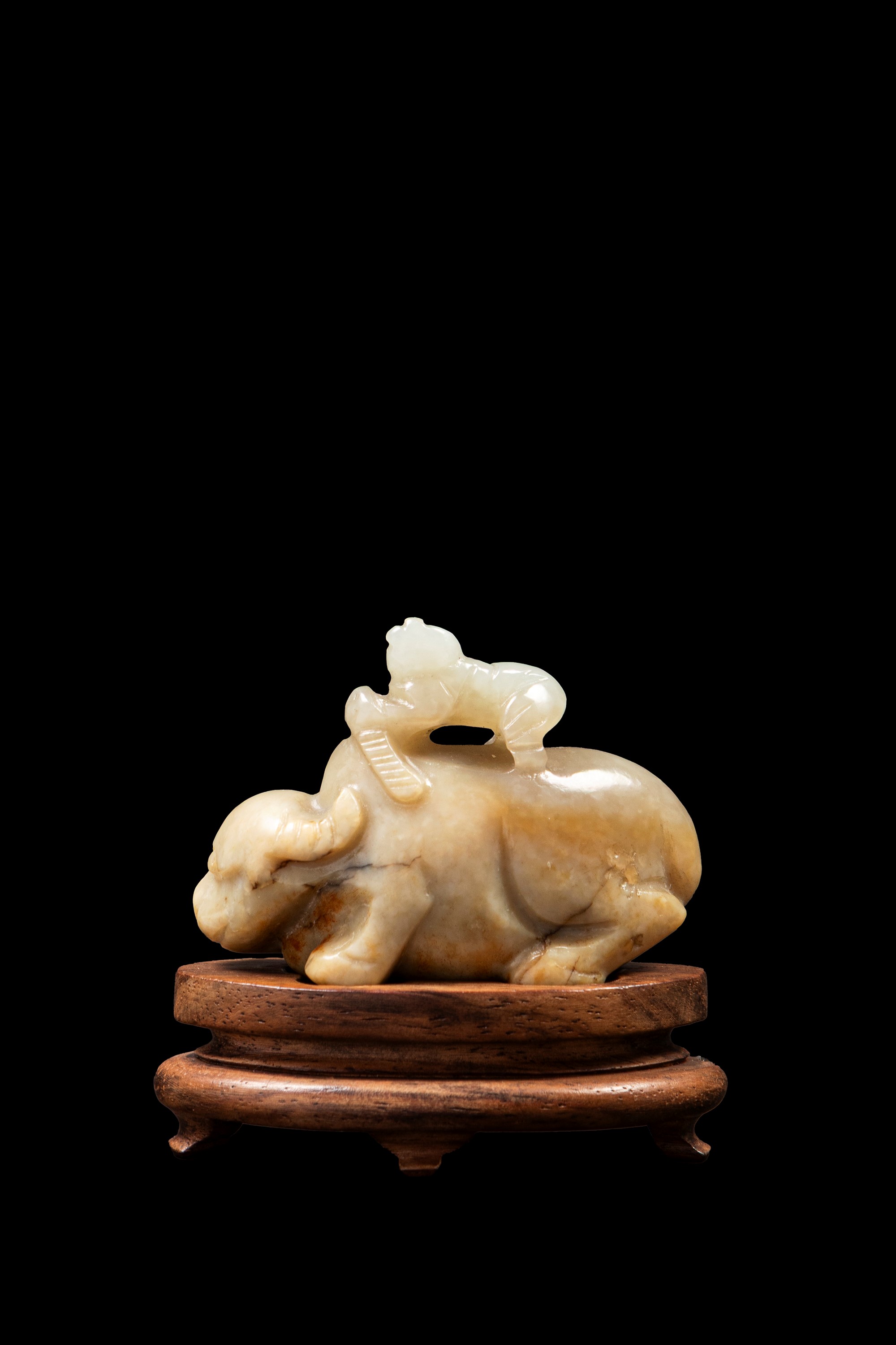 PICCOLO INTAGLIO IN GIADA CELADON