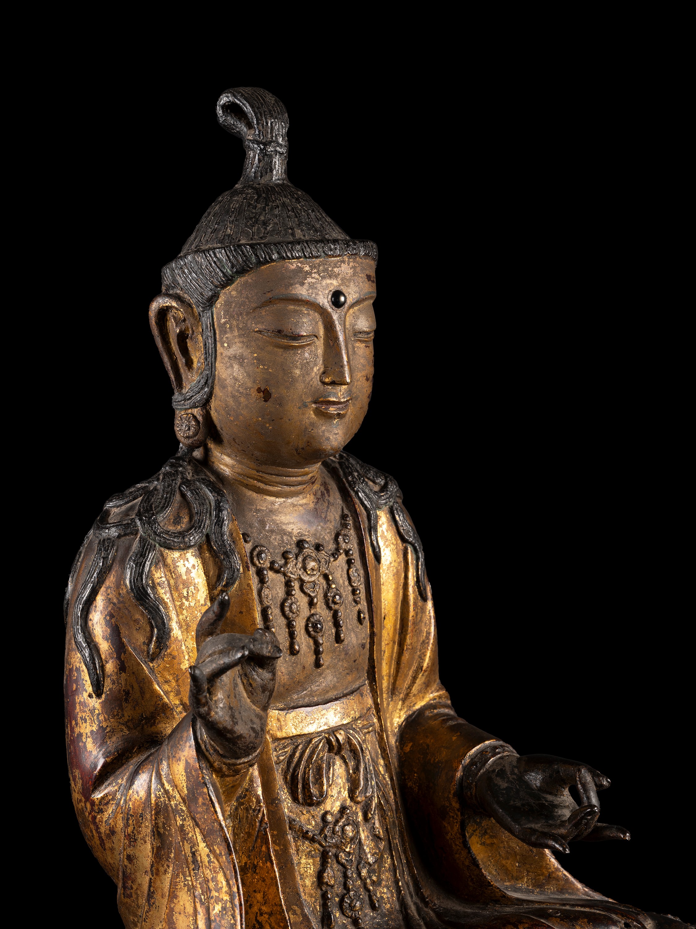 Gwanseum Bosal, Figura in bronzo dorato, h cm 52, Corea, periodo Goryeo, XII/XIII secolo
