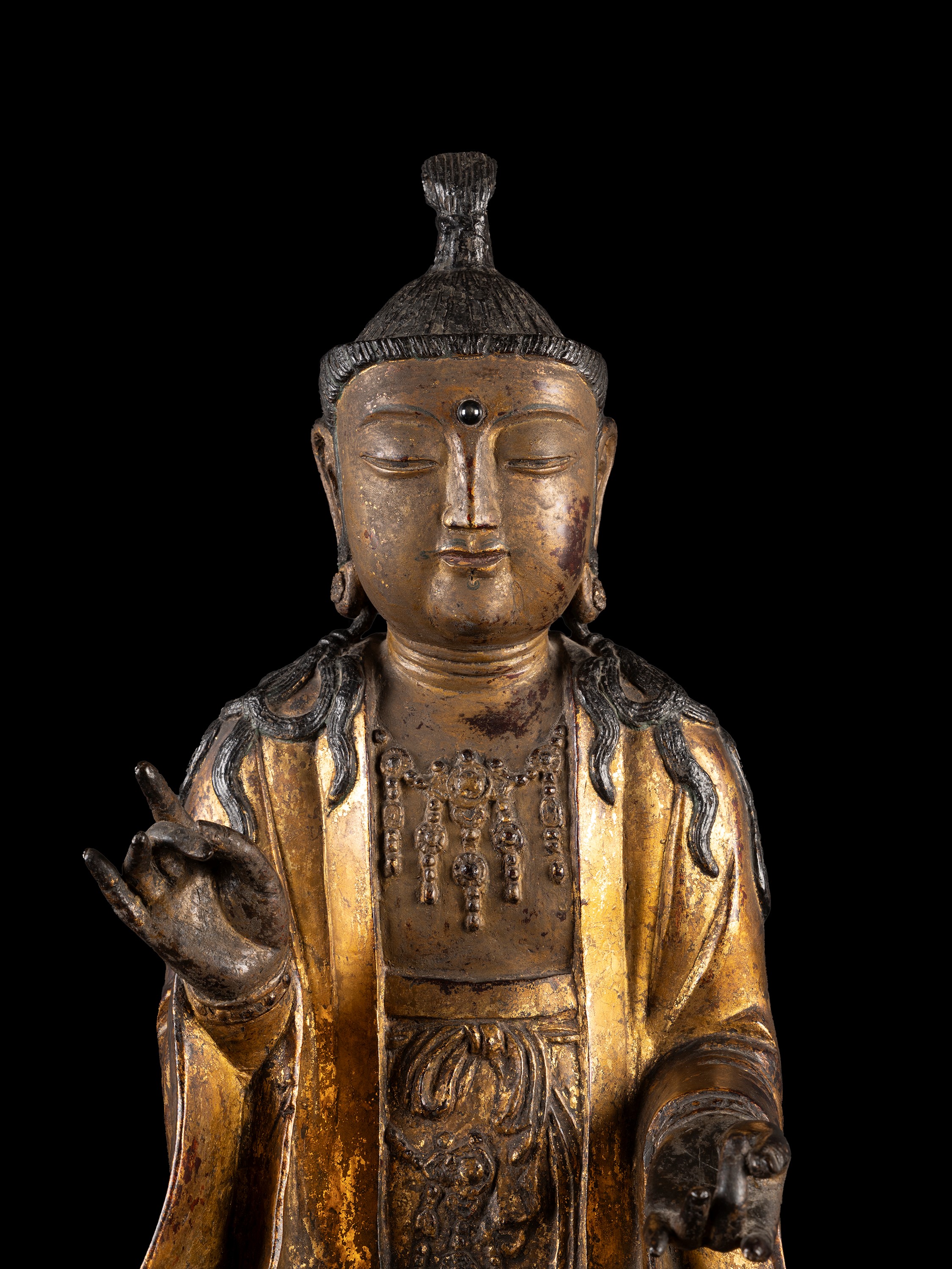 Gwanseum Bosal, Figura in bronzo dorato, h cm 52, Corea, periodo Goryeo, XII/XIII secolo