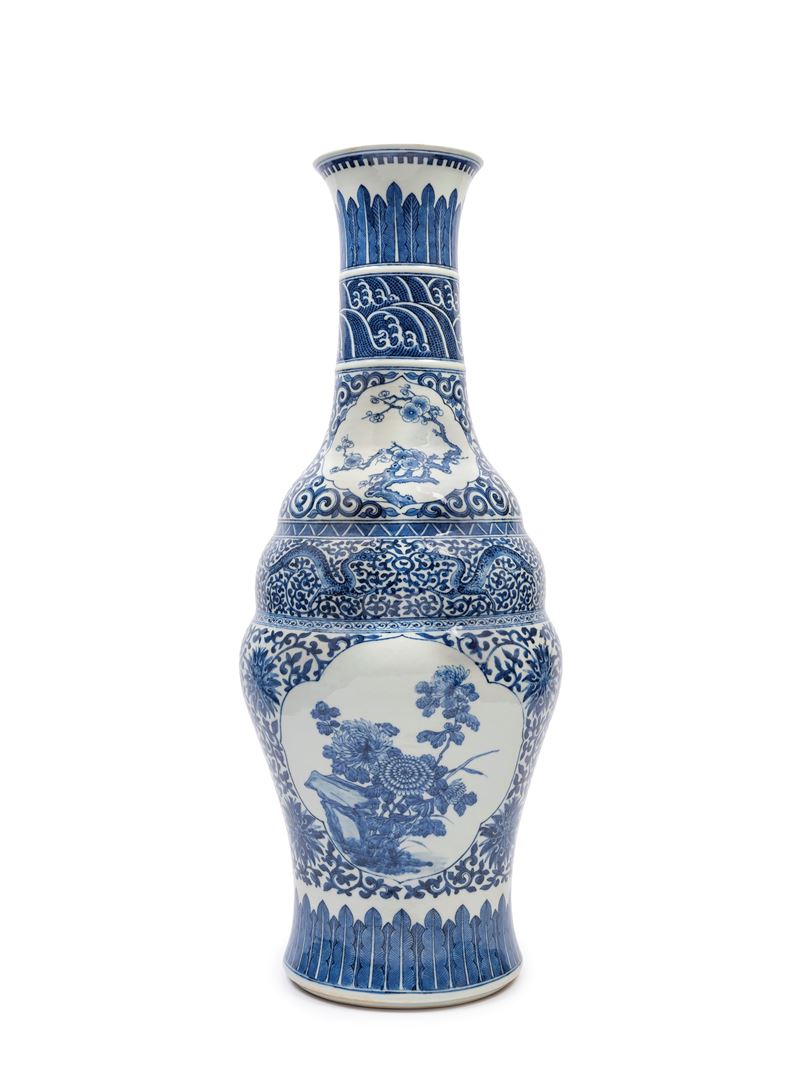 Grande Vaso in Porcellana Bianca e Blu