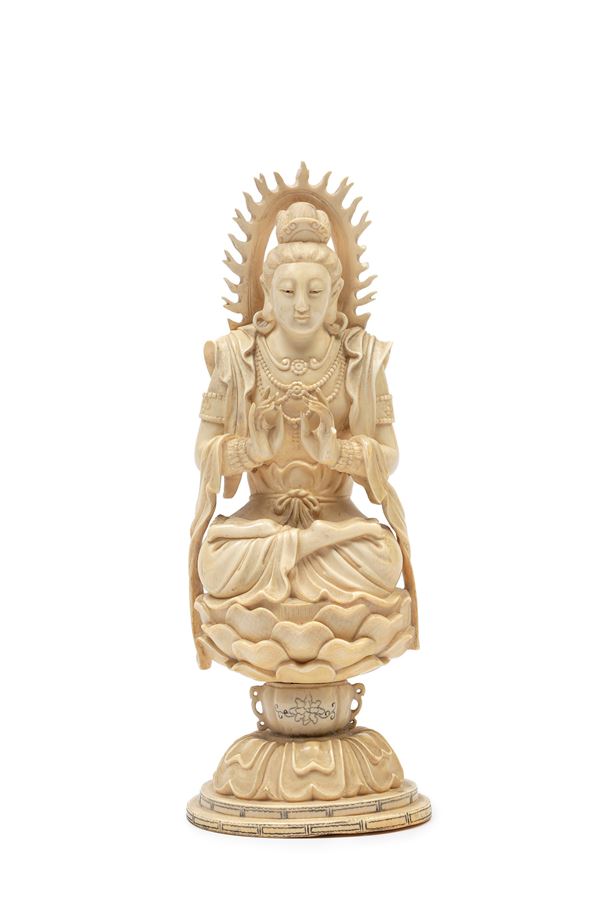 ☼AN IVORY SCULPTURE