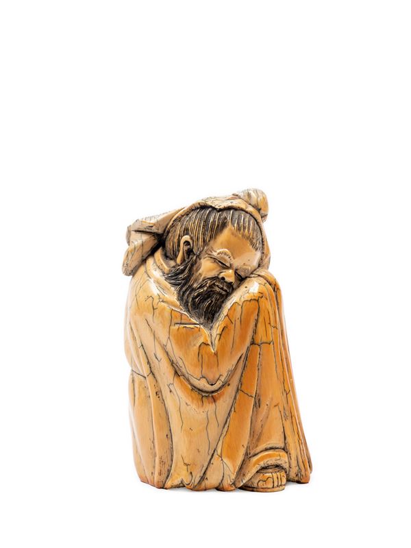 A  MAMMOTH FIGURE