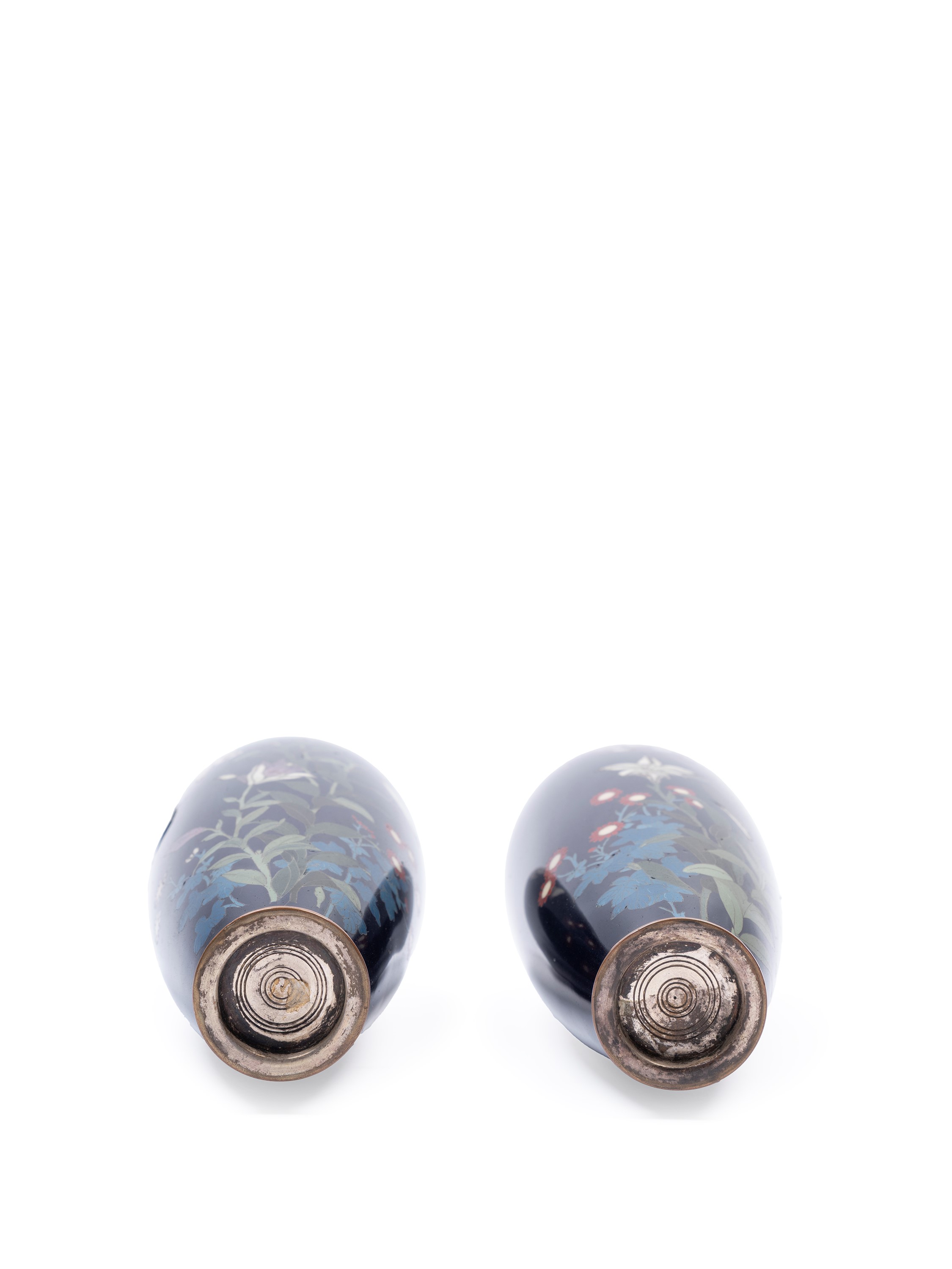 Coppia di Vasi in Smalto Cloisonné