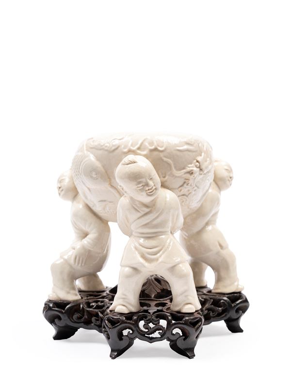 A BLANC-DE-CHINE PORCELAIN CENSER