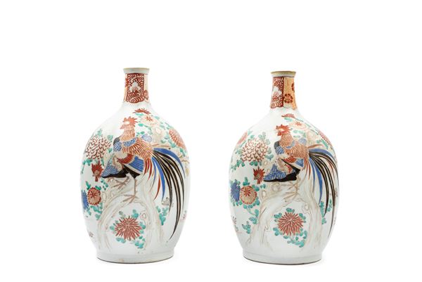 A PAIR OF ARITA PORCELAIN VASES