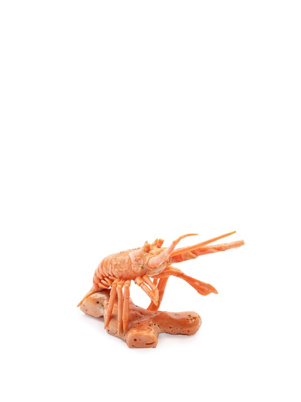 ☼A CORAL FIGURE