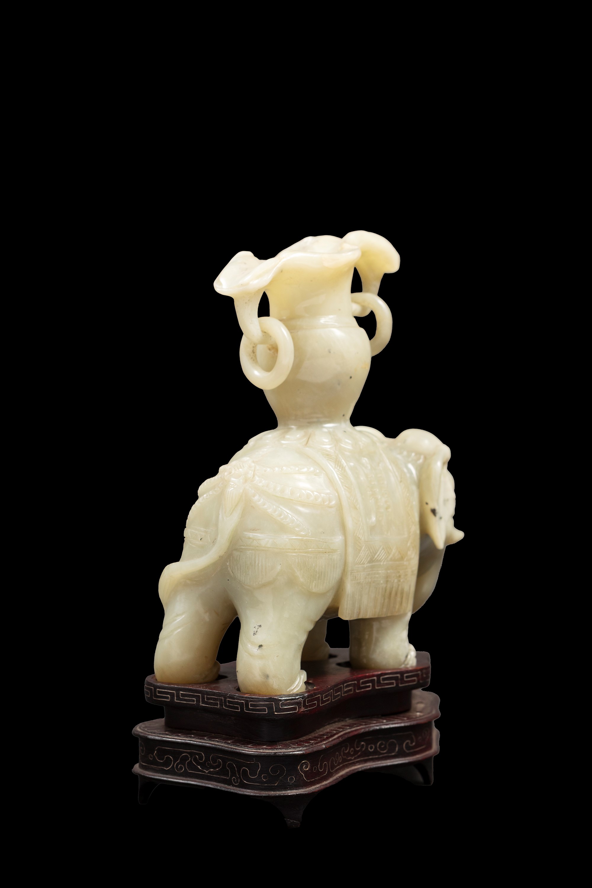 Figura di Elefante in Giada Serpentino