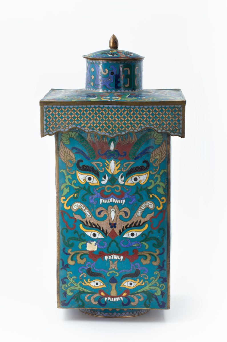 Vaso cloisonné, Cina, fine XIX secolo