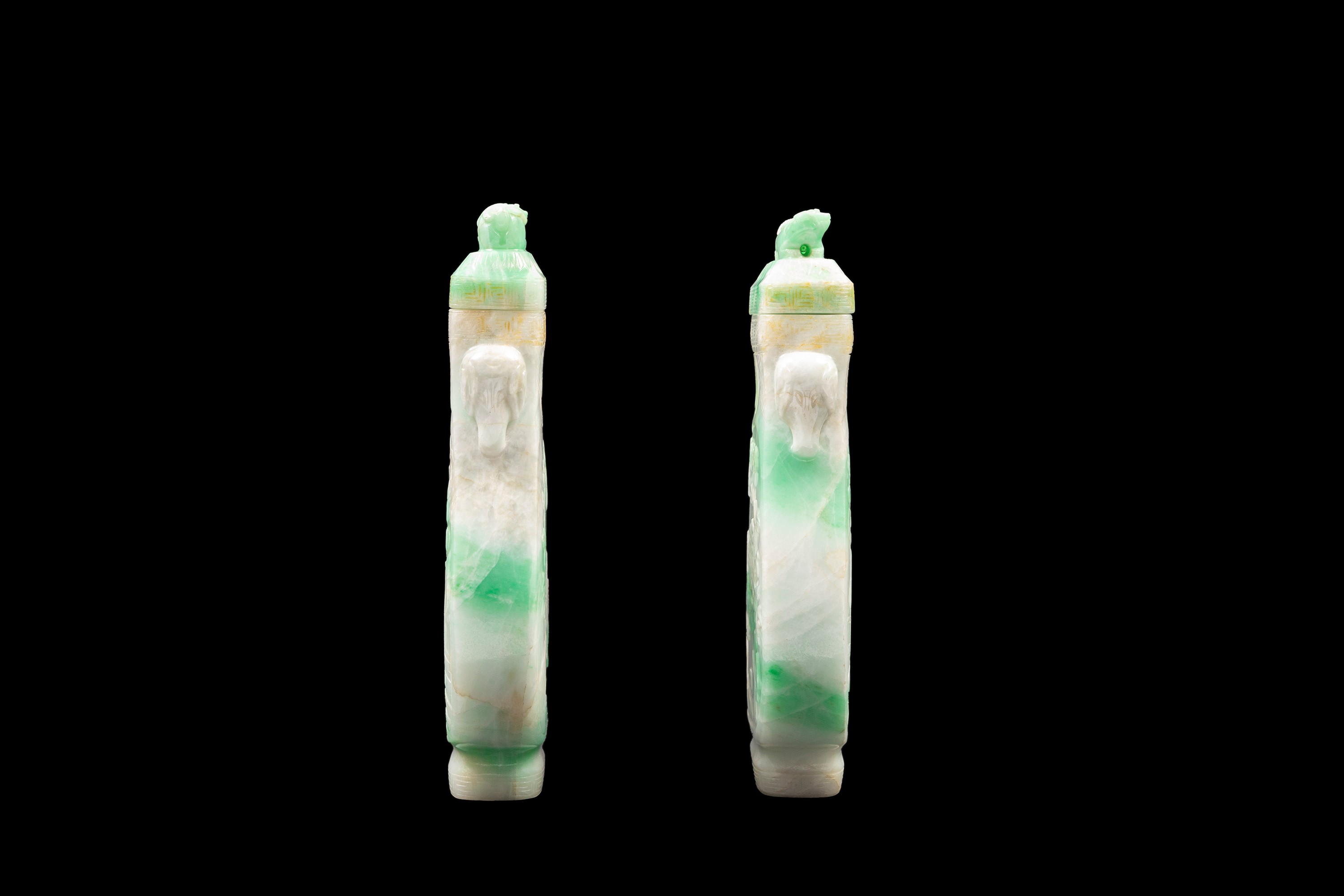 COPPIA DI VASI CON COPERCHIO IN GIADEITE