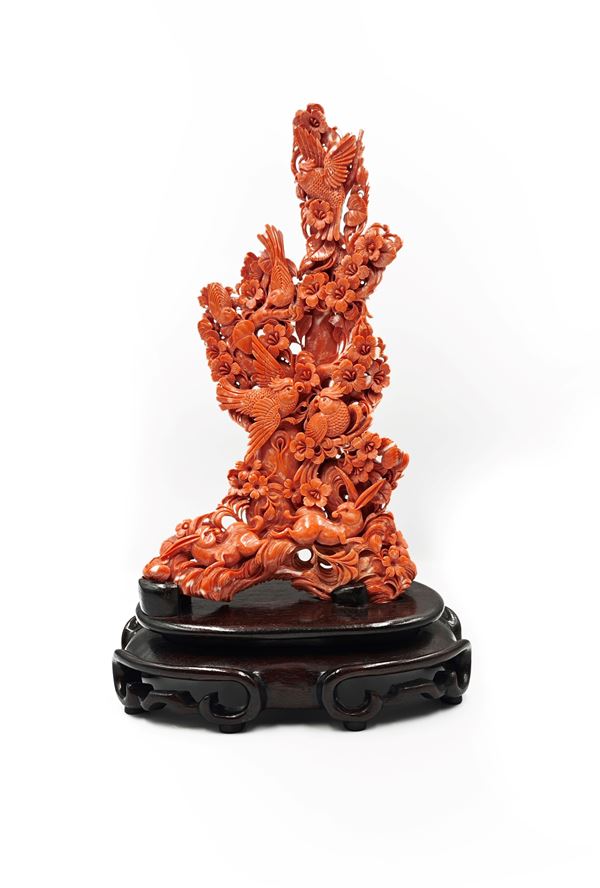☼A MOMO CORAL SCULPTURE