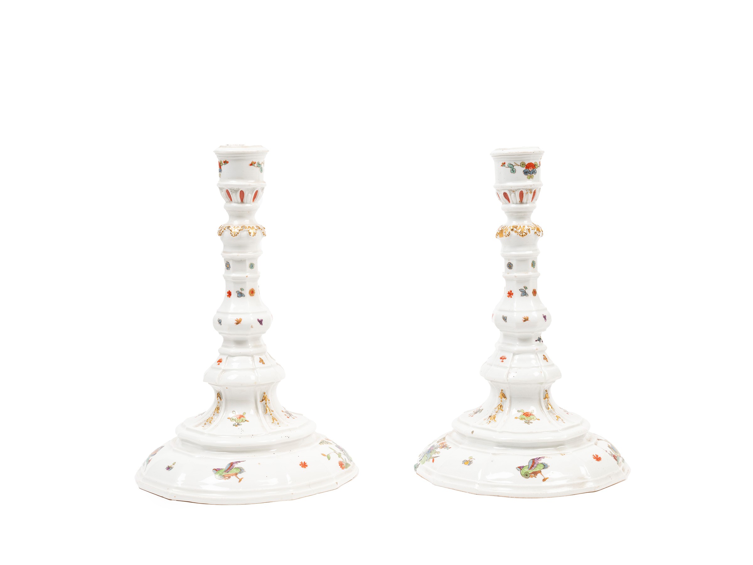 COPPIA DI CANDELIERI IN PORCELLANA MEISSEN