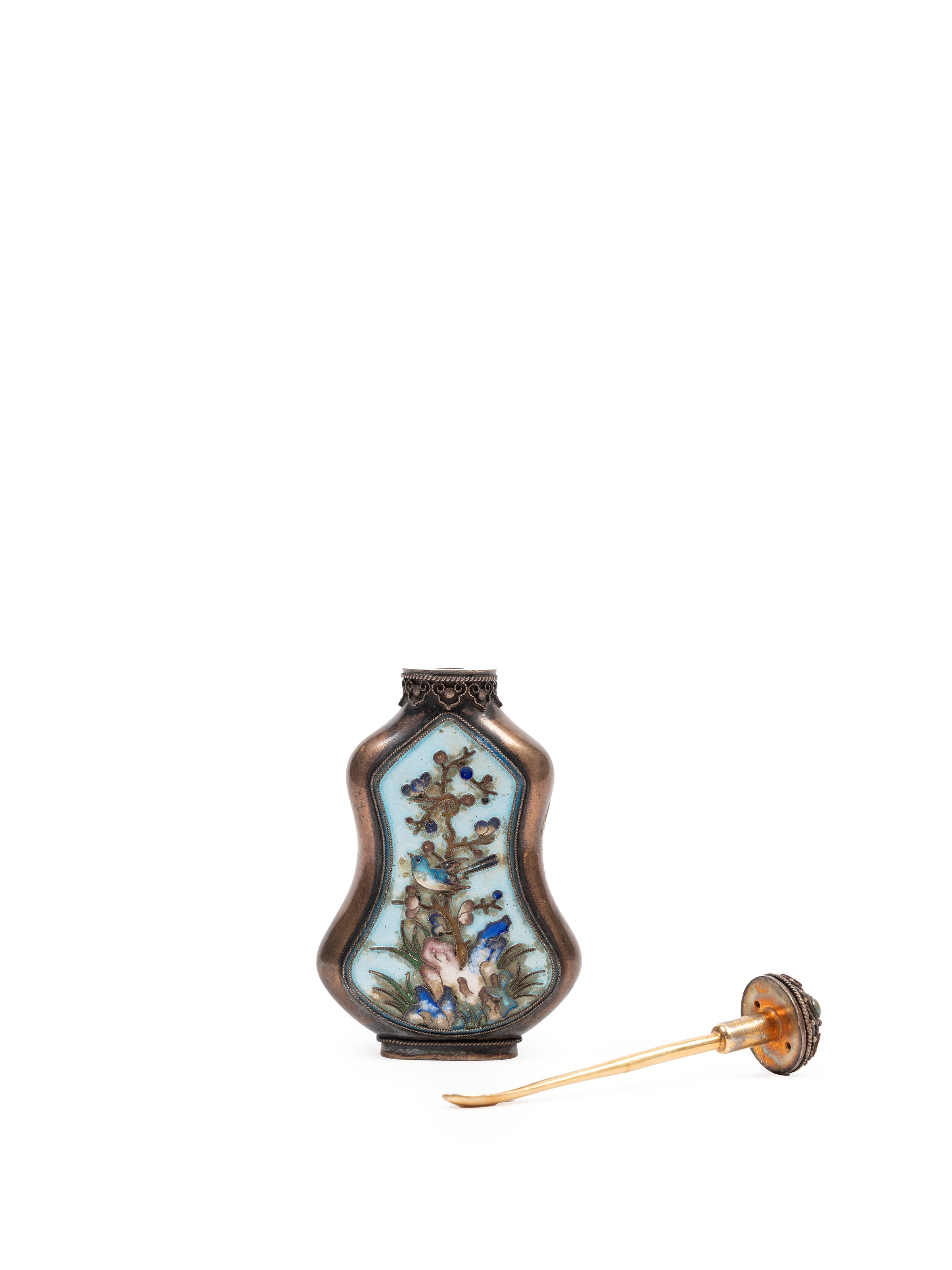 SNUFF BOTTLE IN ARGENTO E SMALTO