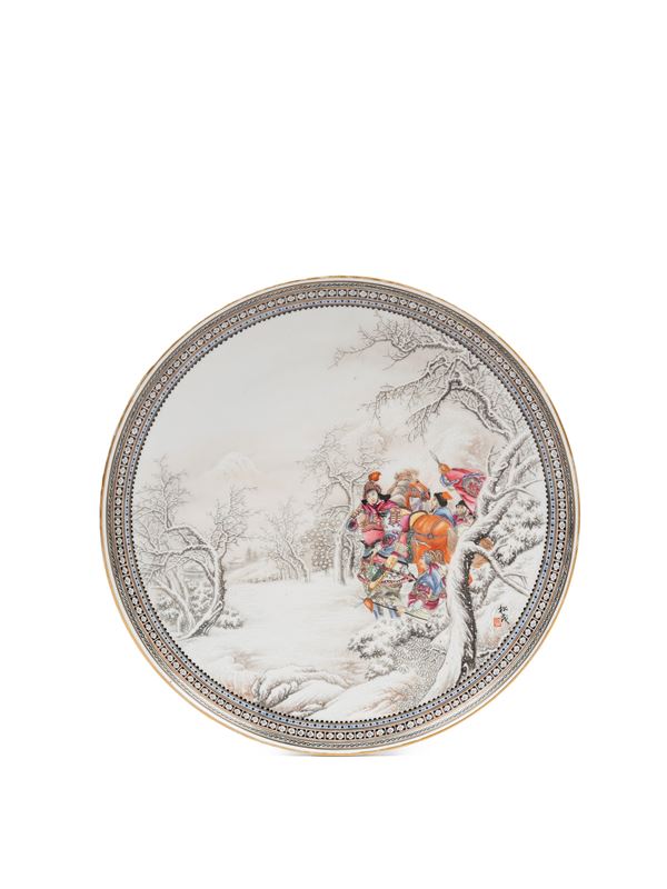 A FAMILLE ROSE PORCELAIN PLATE SIGNED BY ZHANG SONGMAO
