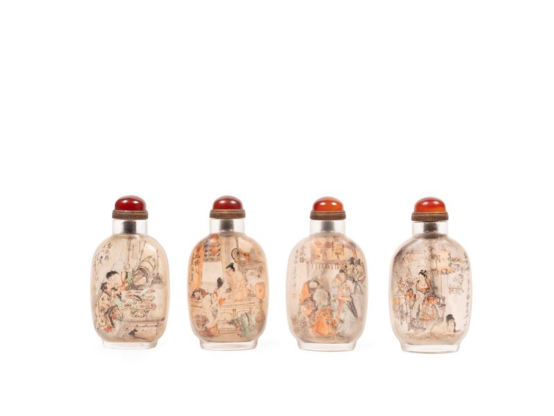 Set di quattro snuff bottle in vetro, Cina, XX secolo