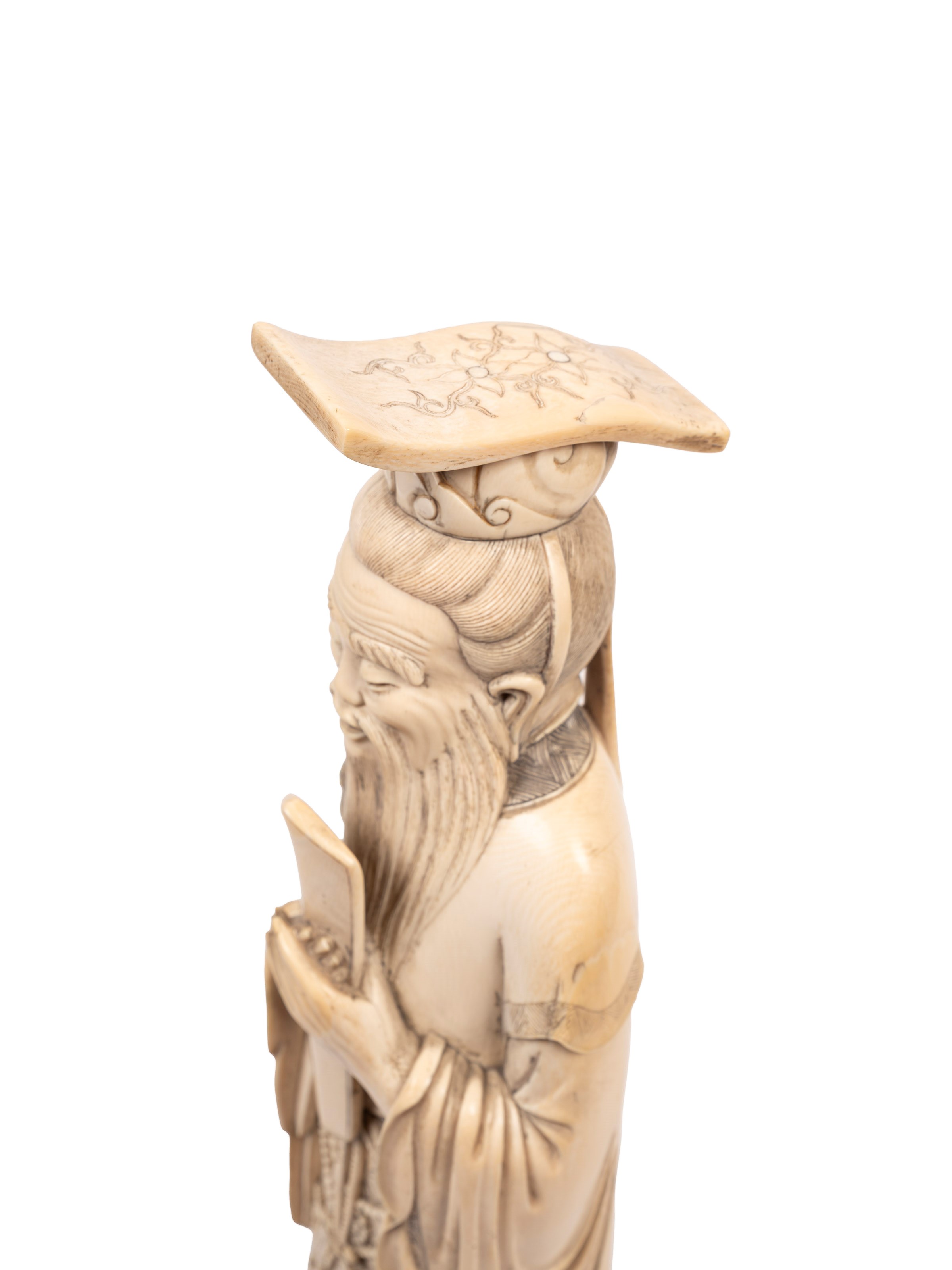 Scultura in avorio raffigurante Confucio, Cina XIX/XX secolo