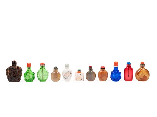 ELEVEN SNUFF BOTTLES