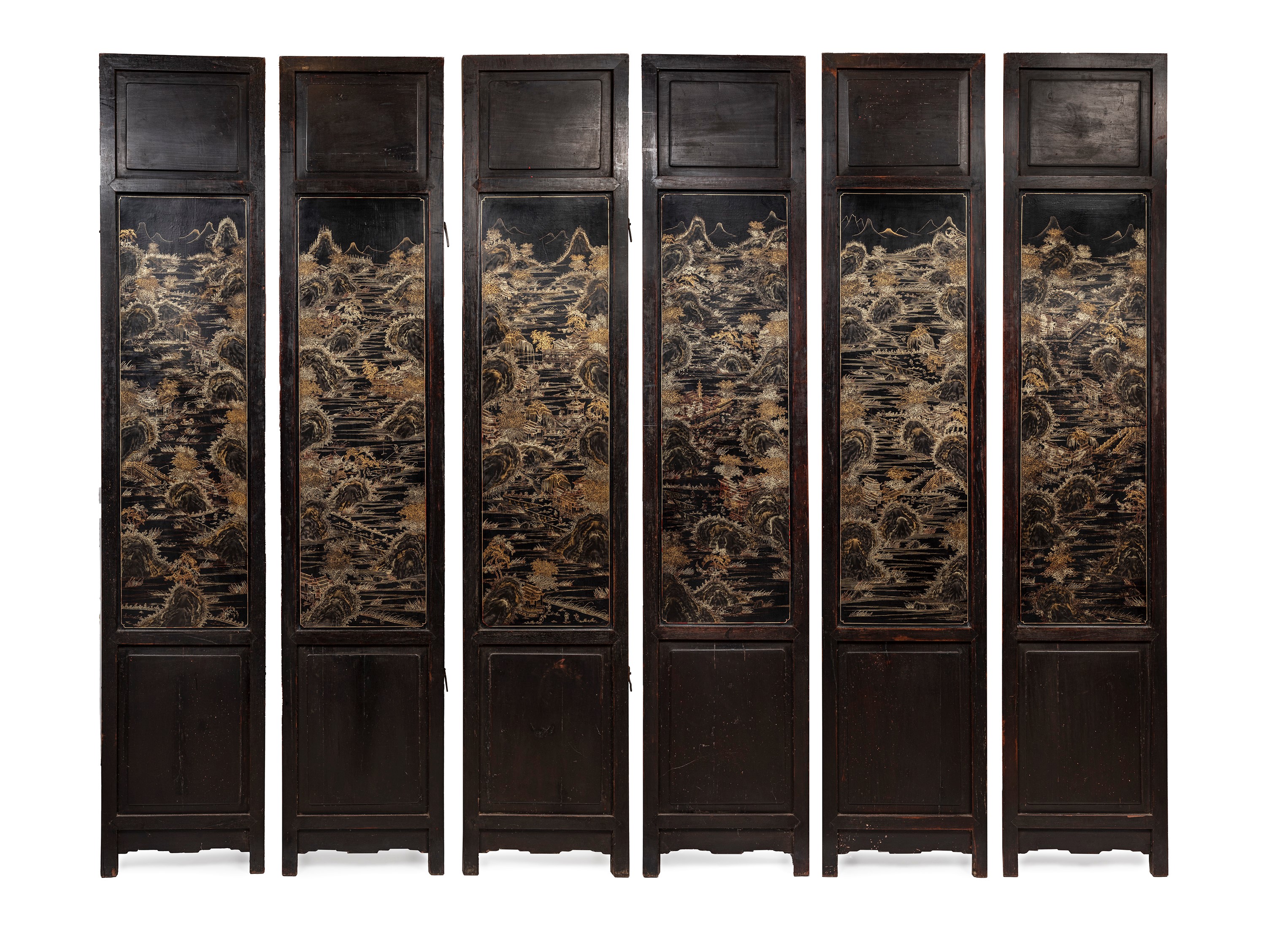 SEI PANNELLI IN LEGNO LACCATO CON INTARSI IN GIADA E PIETRE DURE