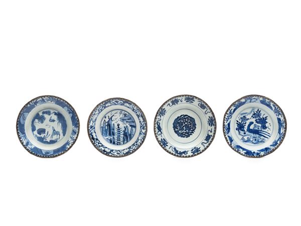 FOUR BLUE AND WHITE PORCELAIN DISHES