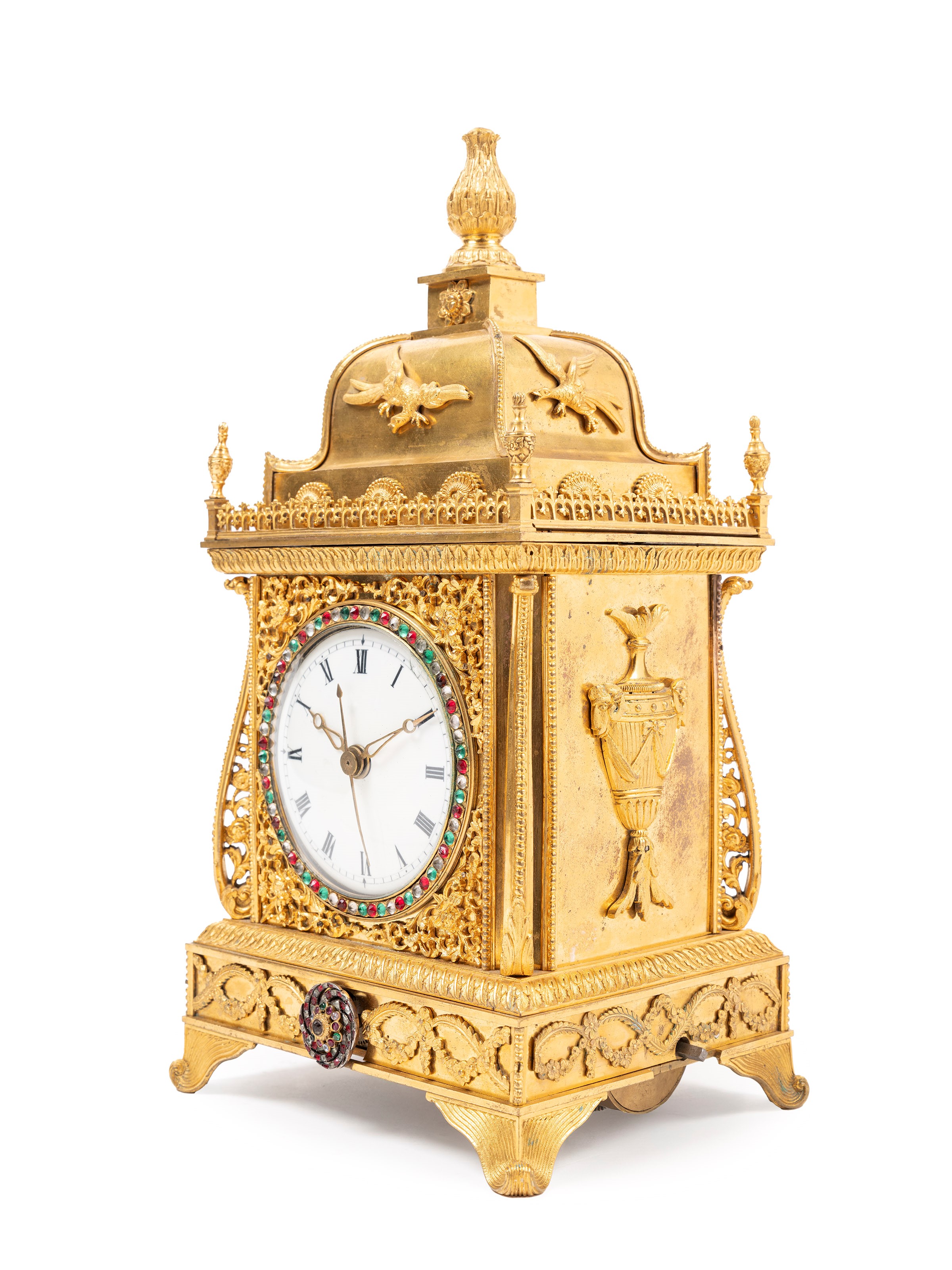 IMPORTANTE OROLOGIO CINESE IN BRONZO DORATO CON PASTE VITREE